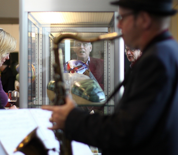 er was ook een sax voor de relaxte arti-sfeer ... er was ook een sax voor de relaxte arti-sfeer ...