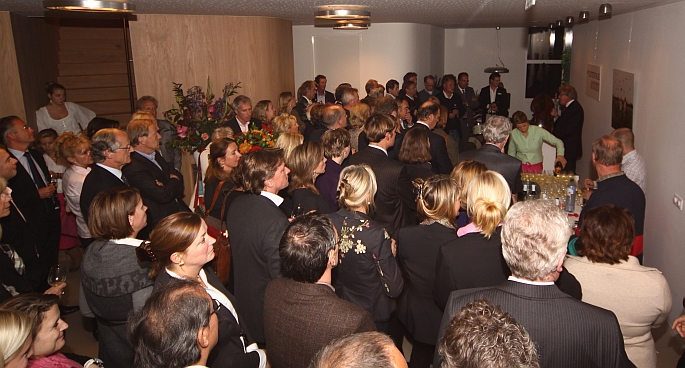 een voor zijn doen korte speech van de loco-burgemeester van dienst en wethouder gezondheidszorg lüken een voor zijn doen korte speech van de loco-burgemeester van dienst en wethouder gezondheidszorg lüken