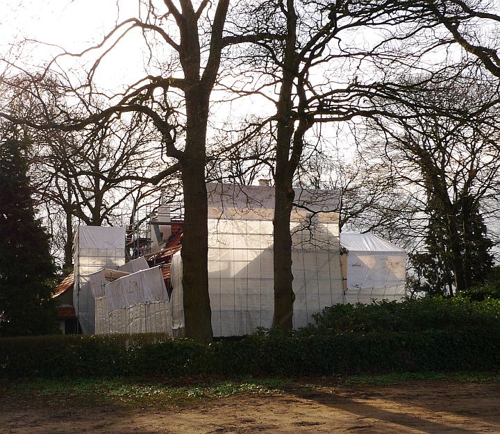 'de witte olifant', achterom/bergweg