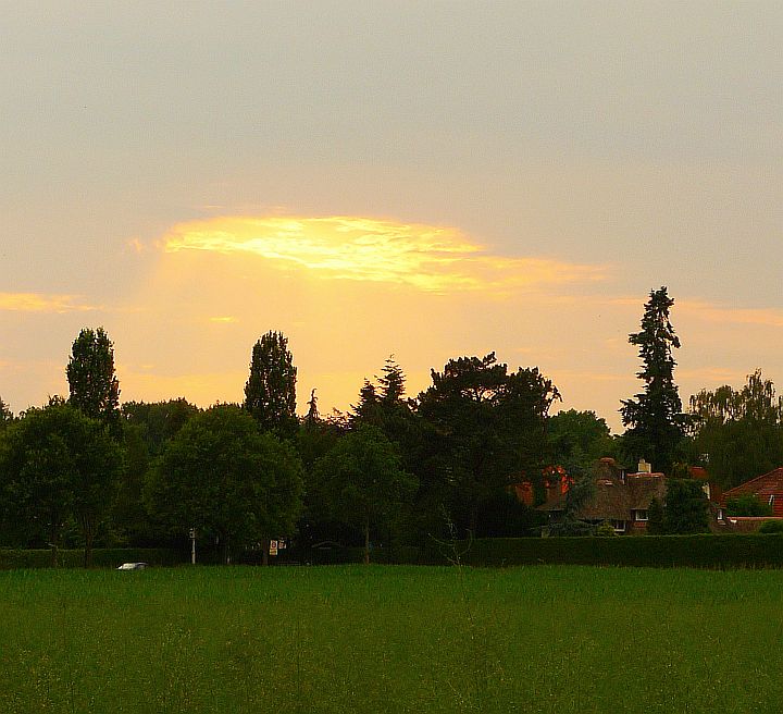 20:30 uur; bergweg/huizerweg