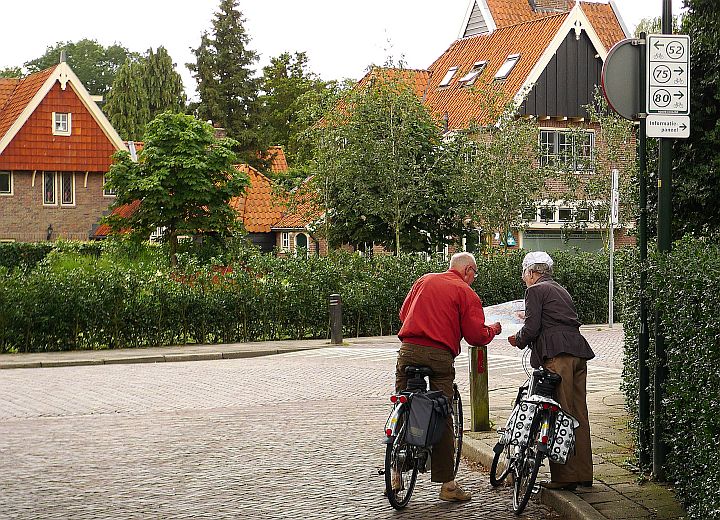 langeweg/huizerweg
