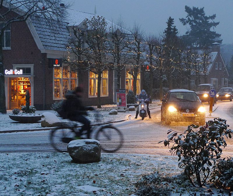 16:29 uur; wanneer komt de strooiwagen?