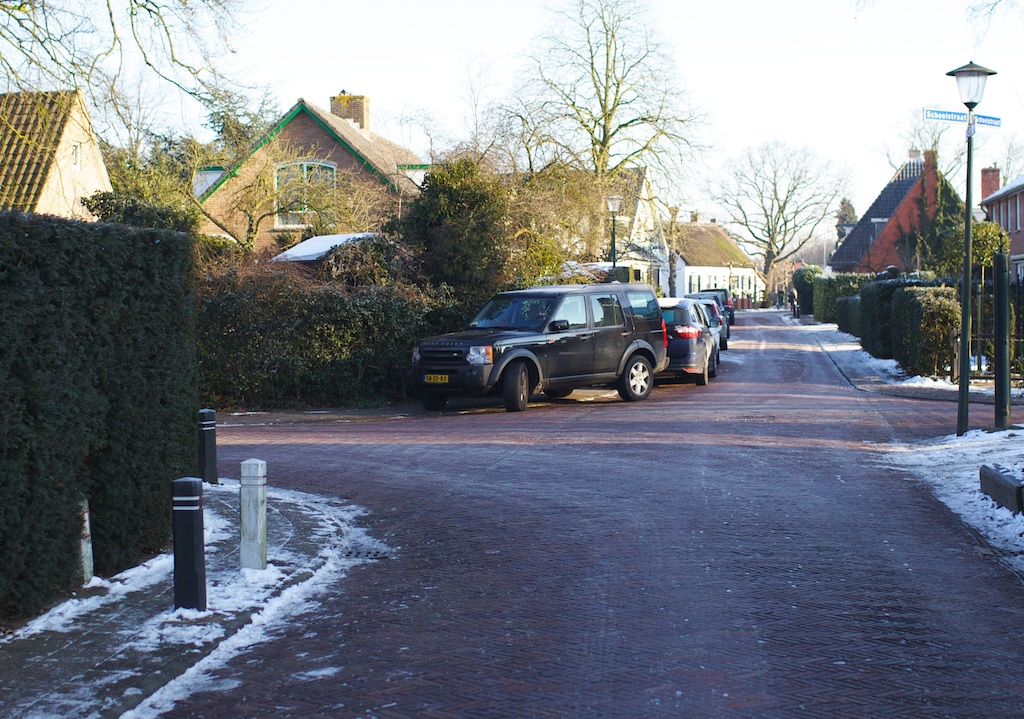 10:00 uur; middenweg/schoolstraat