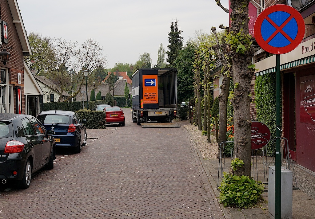 15:45 uur, binnendoor