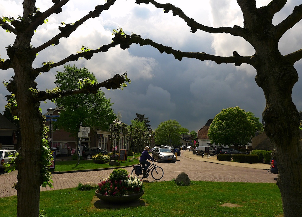 15:10 uur; torenlaan