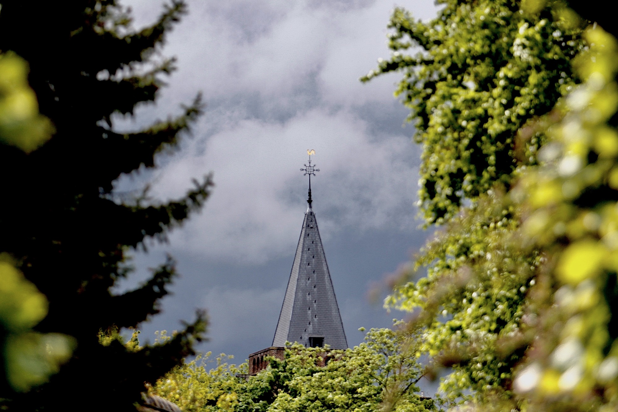 kerkspits-wolken - 1