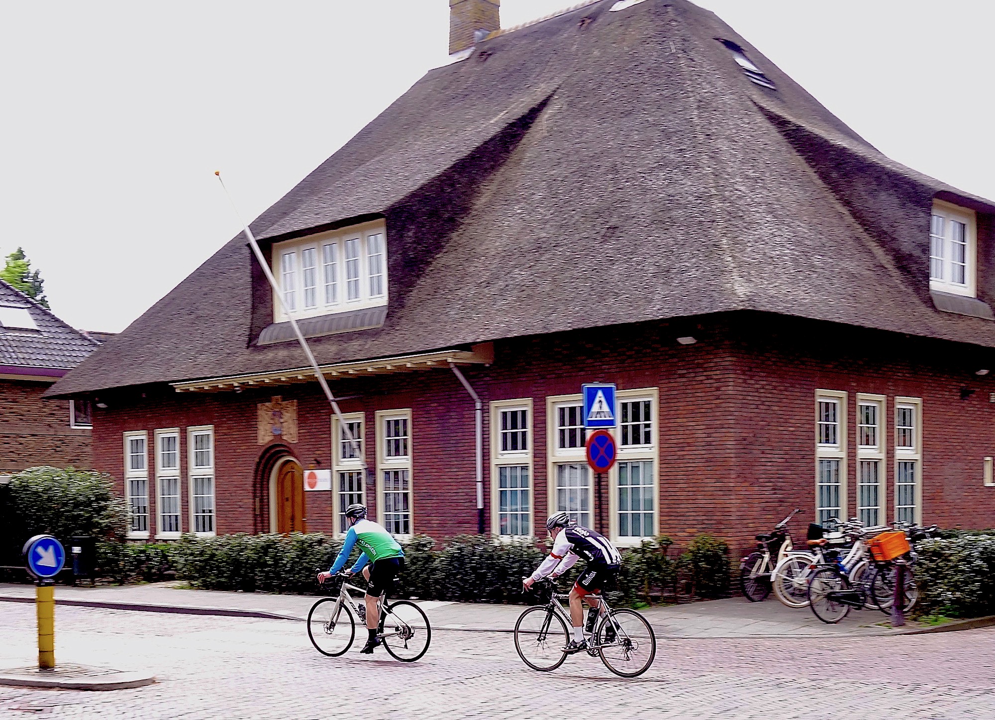 wielrenners-notaris - 1