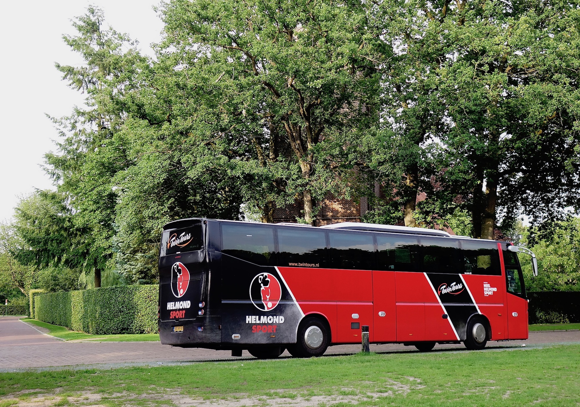 bus - 1