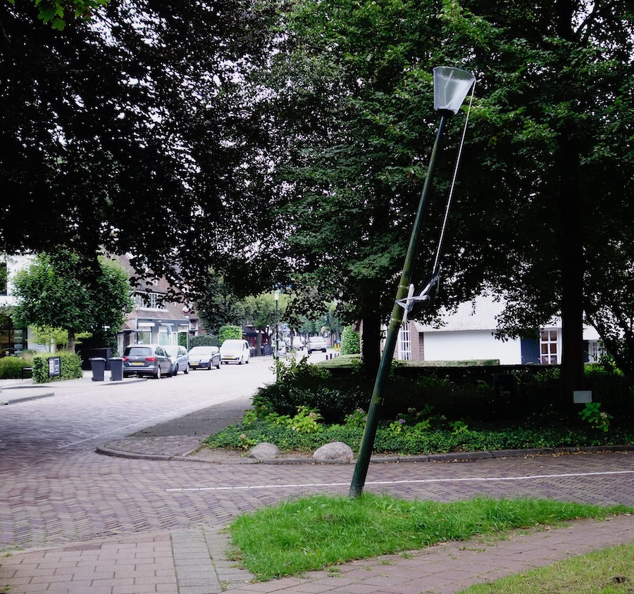 lantaarn-scheef - 1