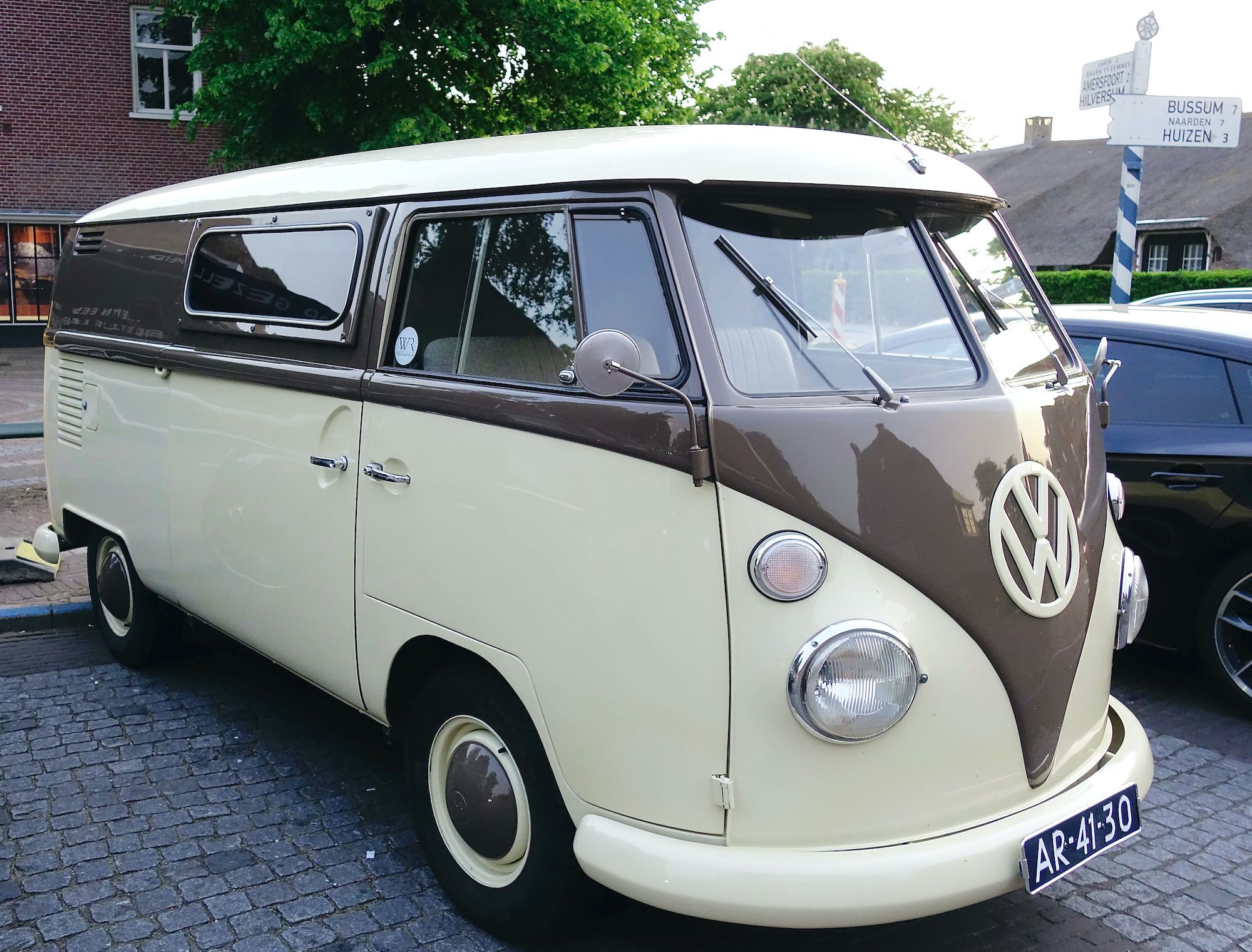 vwbus - 1
