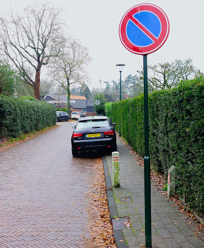 voor achter paal - 1