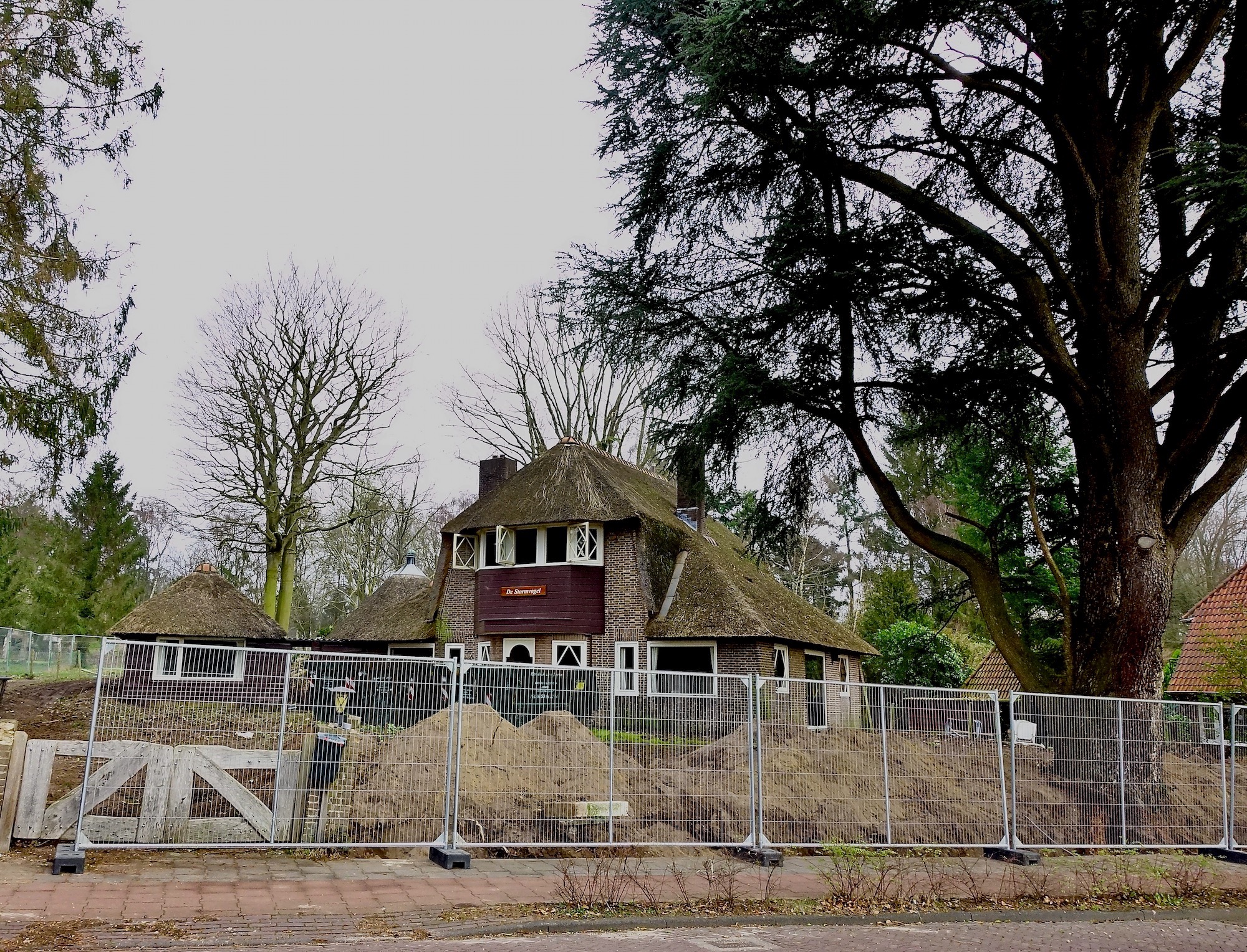 stormvogel - naarderweg - 1