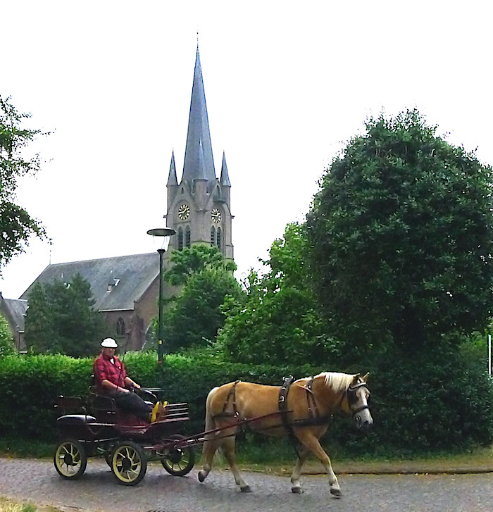 aanspan vituskerk2 - 1