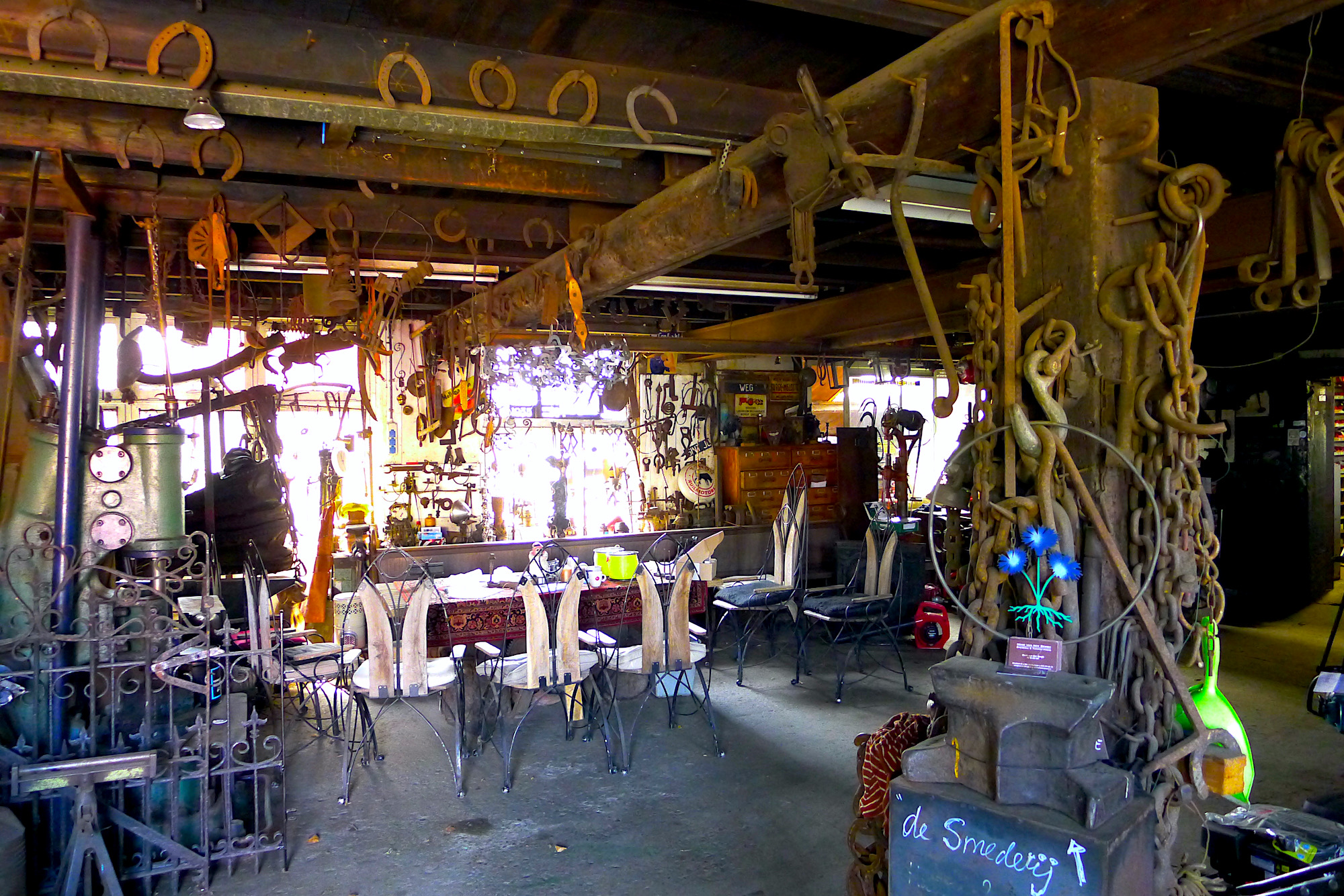 smederij binnne - 1