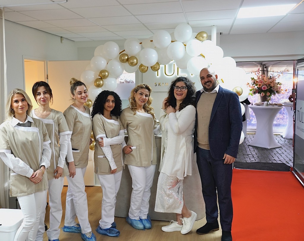 Tuly Robi Túly geopend – Oog op Blaricum